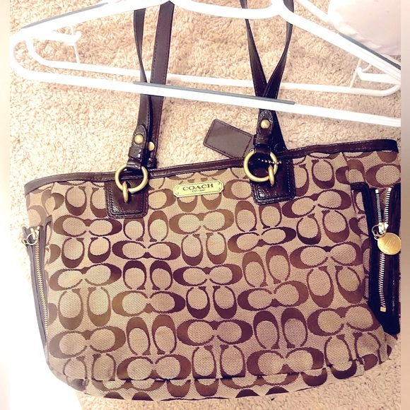 🌸LIKE NEW - BEAUTIFUL COACH SATCHEL 💼 SOLD - Picture 2 of 14